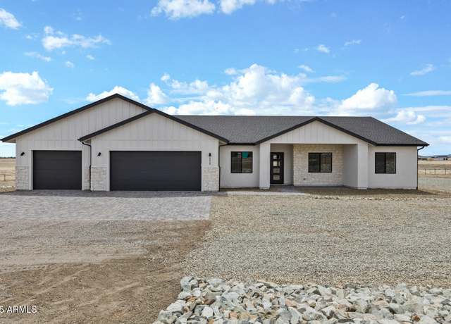 Property at 6829 E Sapphire Ln, Prescott Valley, AZ 86315, 3 beds, 3 baths