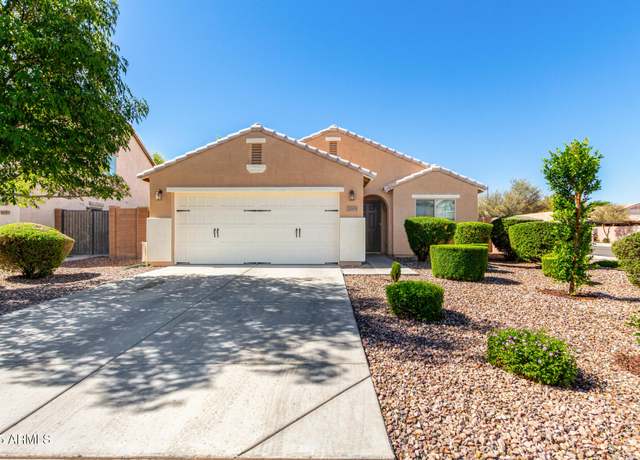 Property at 2053 E Saddlebrook Ct, Gilbert, AZ 85298, 4 beds, 2 baths