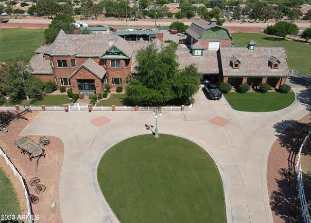 Property at 2025 S Val Vista Dr, Gilbert, AZ 85295, 5 beds, 7 baths