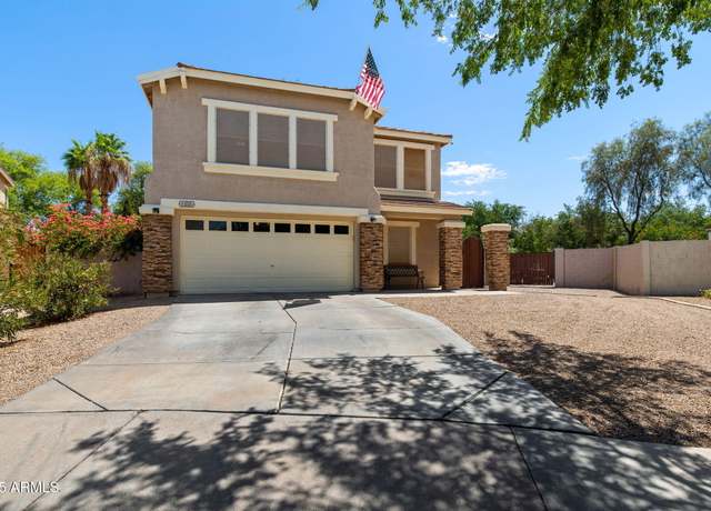 Property at 1455 S Sabino Dr, Gilbert, AZ 85296, 4 beds, 2.5 baths