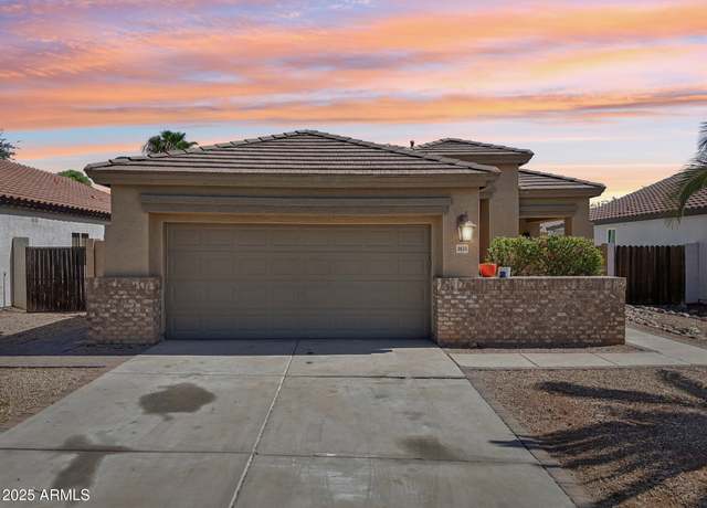 Property at 2633 E Calle Del Norte Dr, Gilbert, AZ 85296, 3 beds, 2 baths