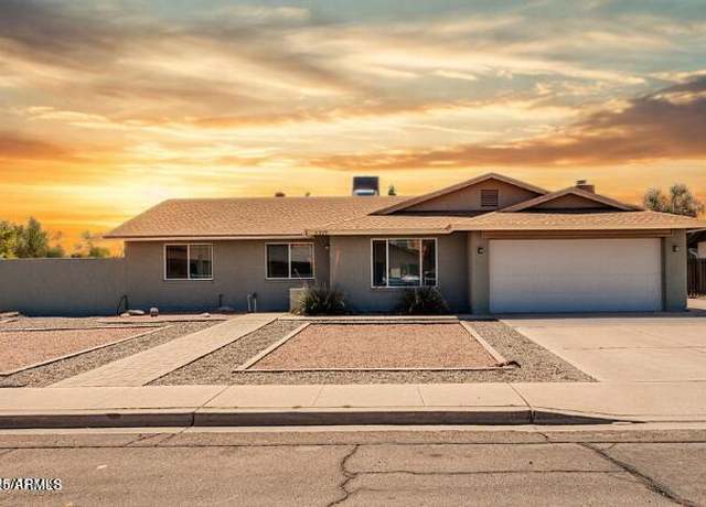 Property at 2327 E Pebble Beach Dr, Tempe, AZ 85282, 4 beds, 2.5 baths