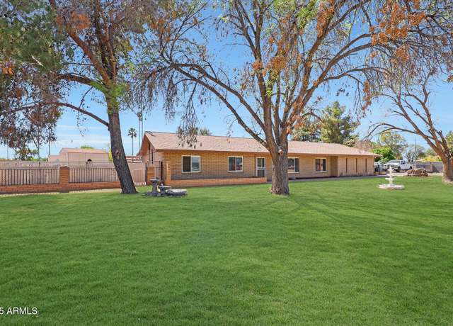 Property at 3177 E Redfield Rd, Gilbert, AZ 85234, 3 beds, 3 baths