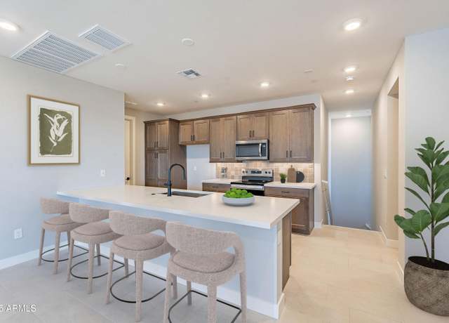 Property at 2121 W Sonoran Desert Dr #47, Phoenix, AZ 85085, 2 beds, 2 baths