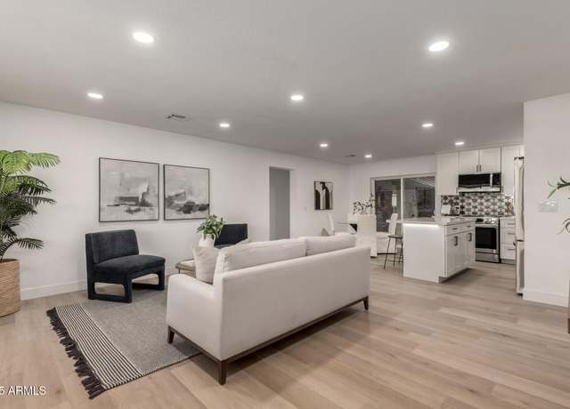 Property at 1132 N 74th St, Scottsdale, AZ 85257, 5 beds, 3 baths
