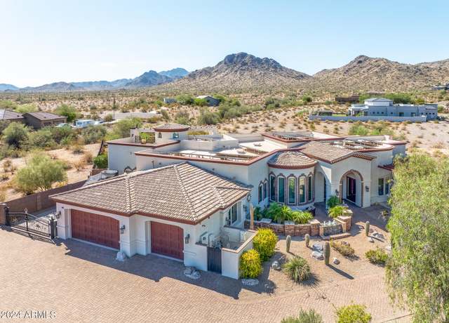 Property at 9233 S Krista Dr E, Goodyear, AZ 85338, 4 beds, 4.5 baths
