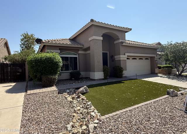 Property at 953 W Fairway Dr, Chandler, AZ 85225, 3 beds, 2 baths
