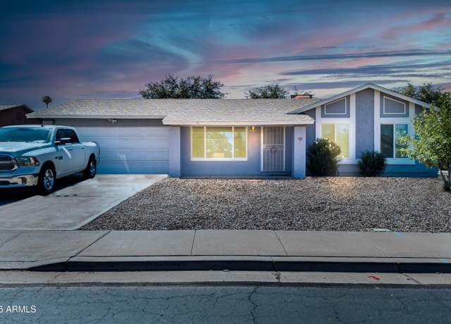 Property at 537 W Posada Ave, Mesa, AZ 85210, 3 beds, 2 baths