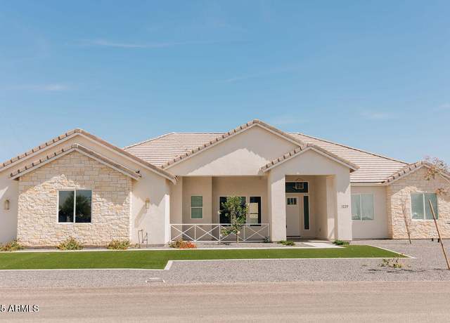 Property at 1229 N 106th Pl, Mesa, AZ 85207, 4 beds, 3 baths