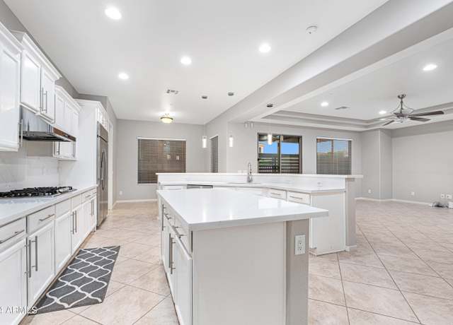 Property at 32029 N 20th Ln, Phoenix, AZ 85085, 5 beds, 4.5 baths