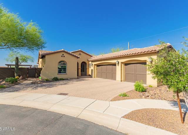 Property at 1526 E Hazel Dr, Phoenix, AZ 85042, 5 beds, 3.5 baths