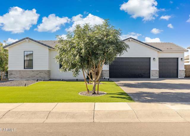 Property at 1294 E La Fortuna Ct, San Tan Valley, AZ 85140, 4 beds, 3 baths