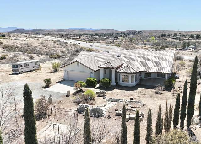 Property at 12745 S Rocking Lake Ln, Mayer, AZ 86333, 2 beds, 2.5 baths
