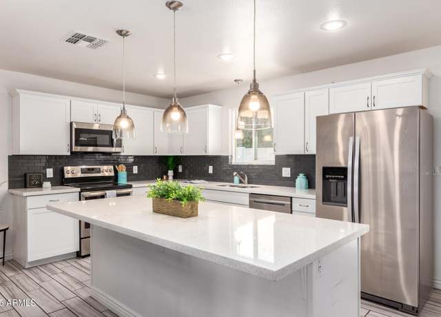 Property at 3520 N 24th Dr, Phoenix, AZ 85015, 4 beds, 3 baths
