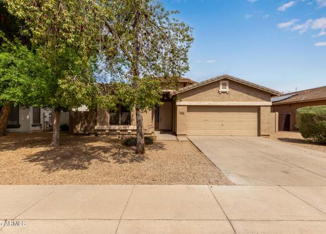 Property at 2590 S Buckaroo Trl, Gilbert, AZ 85295, 3 beds, 2 baths