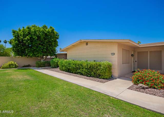 Property at 17630 N 102nd Dr, Sun City, AZ 85373, 2 beds, 1.75 baths
