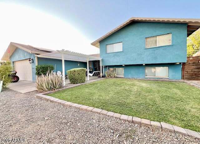 Property at 3842 W Mauna Loa Ln, Phoenix, AZ 85053, 5 beds, 3.5 baths