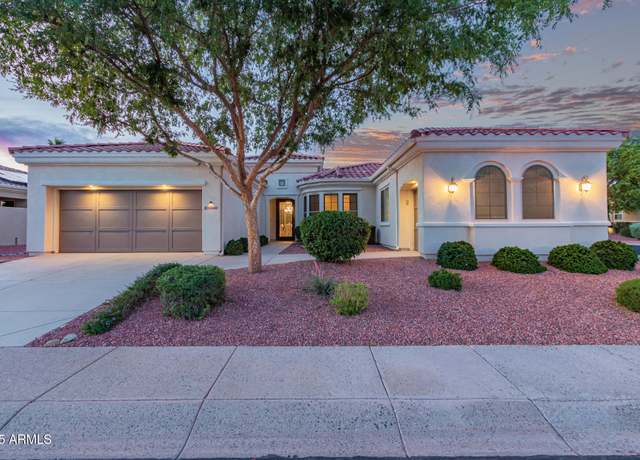 Property at 12820 W LA Vina Dr, Sun City West, AZ 85375, 3 beds, 2.5 baths