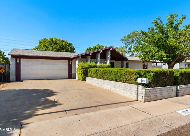 Property at 3802 W Rue De Lamour Ave, Phoenix, AZ 85029, 3 beds, 2 baths