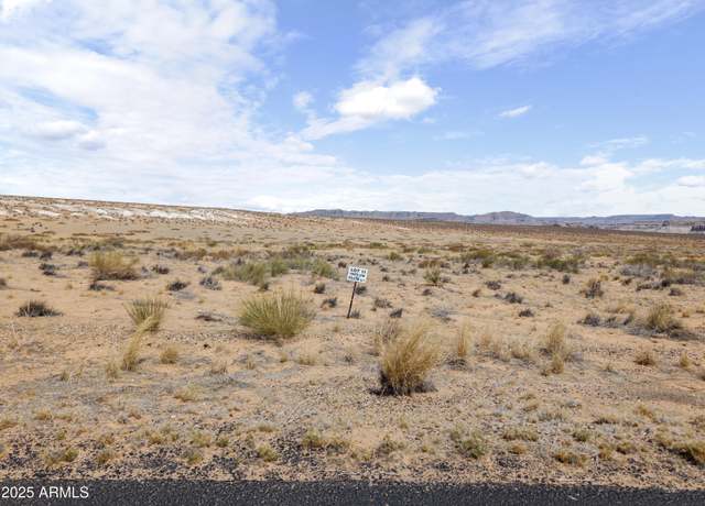 Property at 585 N Anasazi Dr #11, Page, AZ 86040