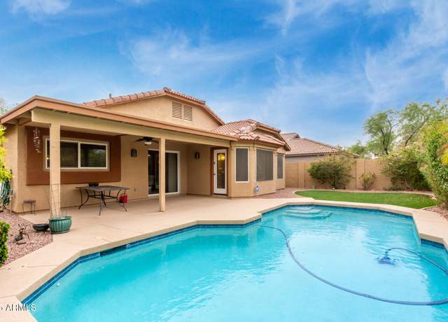 Property at 42 N 151st Ln, Goodyear, AZ 85338, 3 beds, 2 baths