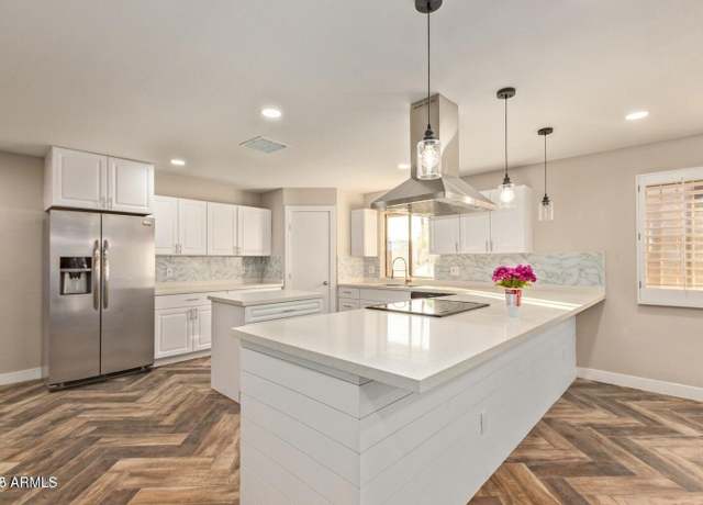 Property at 11208 N 38th Ave, Phoenix, AZ 85029, 3 beds, 2 baths