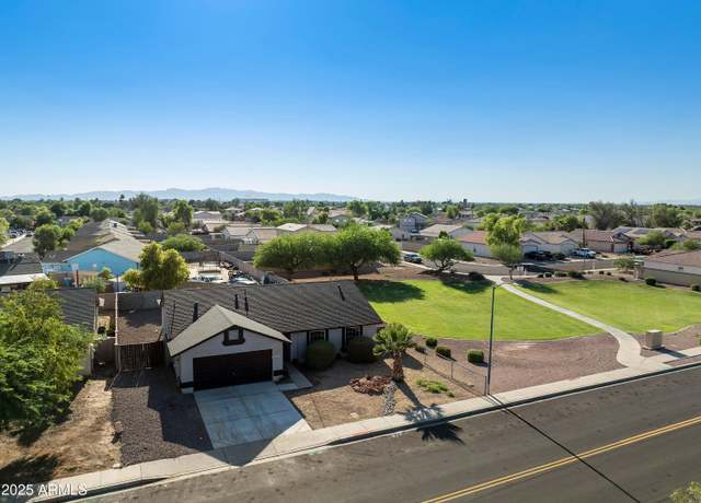 Property at 5602 N 73rd Ave, Glendale, AZ 85303, 3 beds, 2 baths