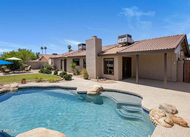 Property at 15207 N 6th St, Phoenix, AZ 85022, 3 beds, 2 baths