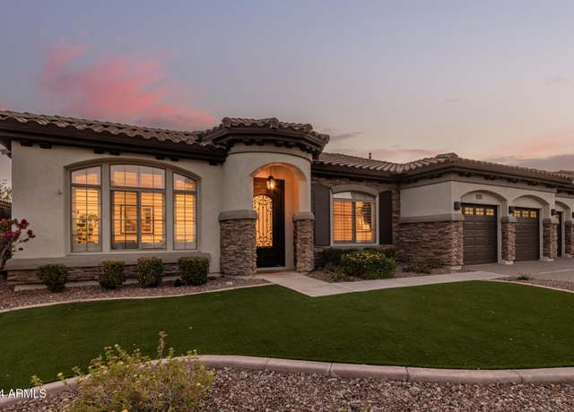 Property at 2717 W Nighthawk Way, Phoenix, AZ 85045, 4 beds, 3 baths