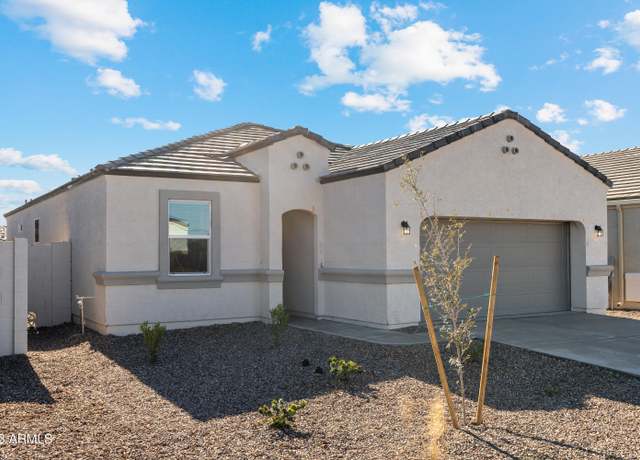 Property at 9927 S Desert View Dr, Apache Junction, AZ 85120, 5 beds, 2 baths