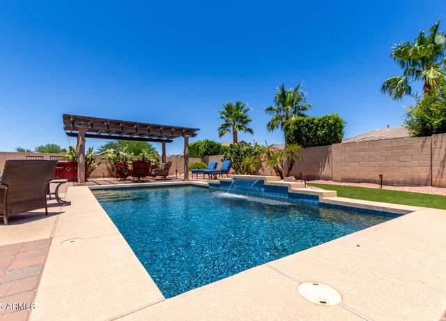 Property at 18174 W Wind Song Ave, Goodyear, AZ 85338, 4 beds, 2 baths