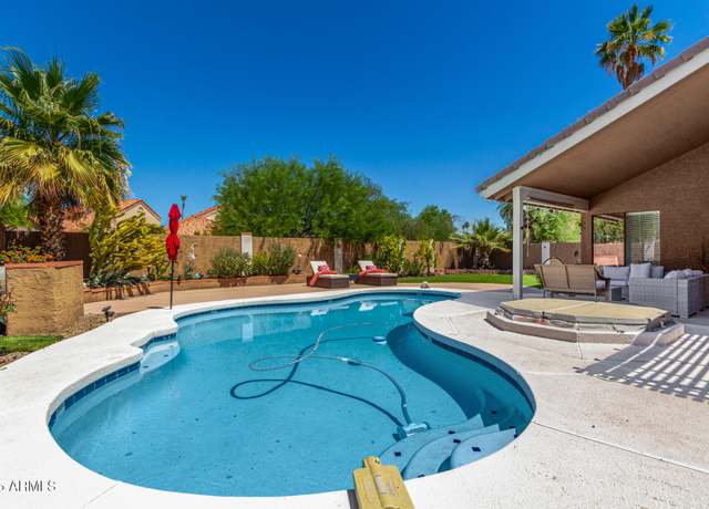 Property at 10865 N 111th Pl, Scottsdale, AZ 85259, 3 beds, 2 baths