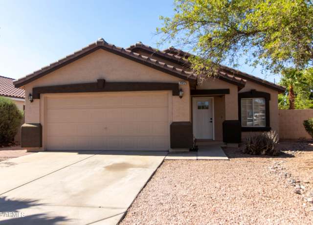 Property at 2322 E Springfield Pl, Chandler, AZ 85286, 3 beds, 2 baths