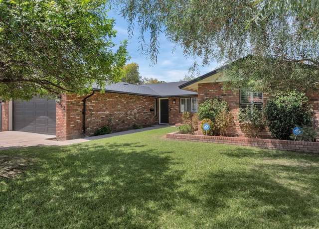 Property at 4642 N 31st St, Phoenix, AZ 85016, 3 beds, 2.5 baths