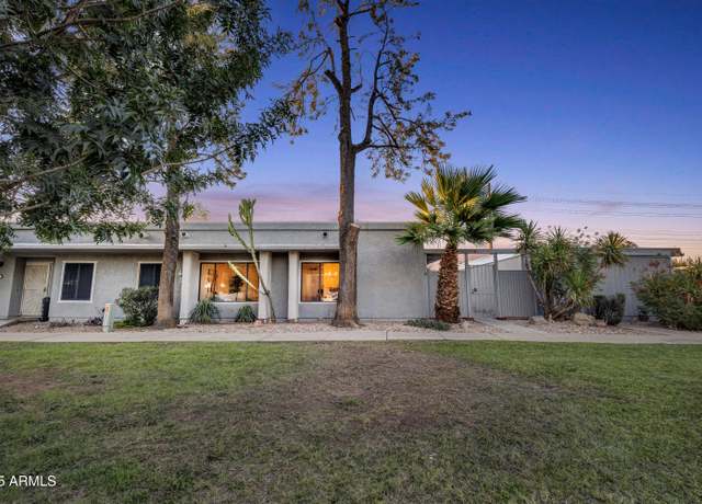 Property at 5024 W New World Dr, Glendale, AZ 85302, 2 beds, 2 baths