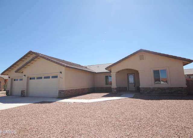 Property at 4224 S Crape Myrtle Ct, Sierra Vista, AZ 85650, 4 beds, 2 baths