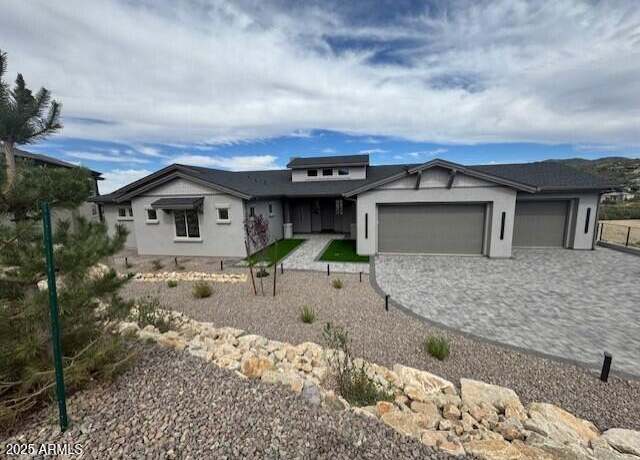 Property at 481 Palmer Pl W, Prescott, AZ 86303, 3 beds, 3 baths