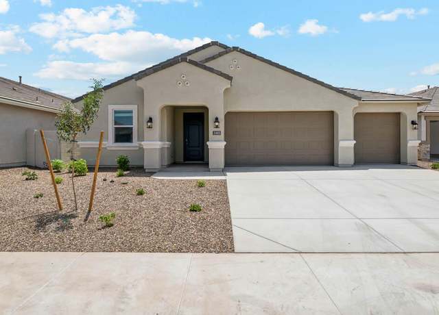Property at 2640 W Stanton Ave, Apache Junction, AZ 85120, 4 beds, 3 baths