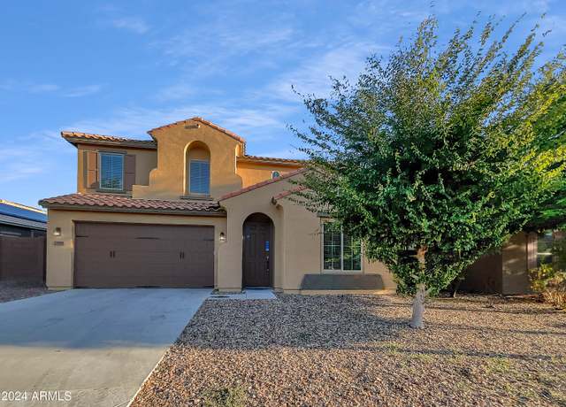 Property at 2199 E Gillcrest Rd, Gilbert, AZ 85298, 5 beds, 3.5 baths