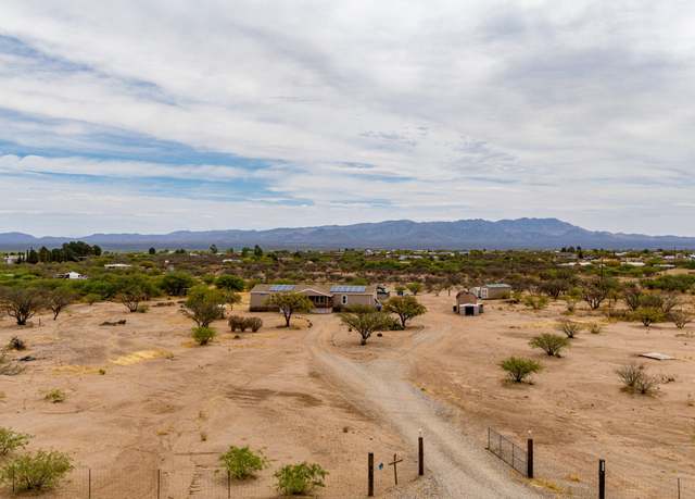 Property at 4285 S LA Donna Ln, Sierra Vista, AZ 85650, 4 beds, 2 baths