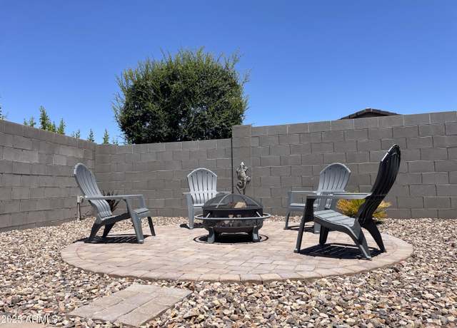 Property at 500 W Nikita Dr, San Tan Valley, AZ 85140, 3 beds, 2 baths