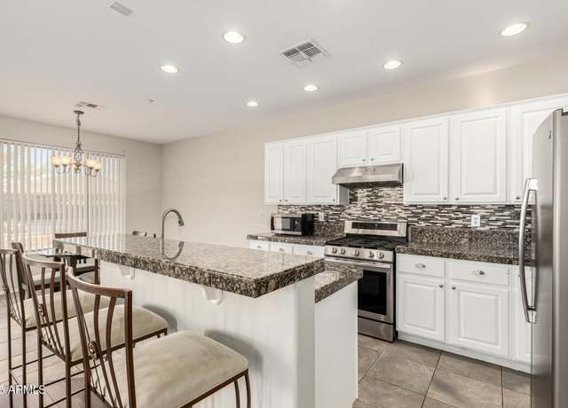 Property at 41216 N Shadow Creek Ct, Anthem, AZ 85086, 3 beds, 2 baths