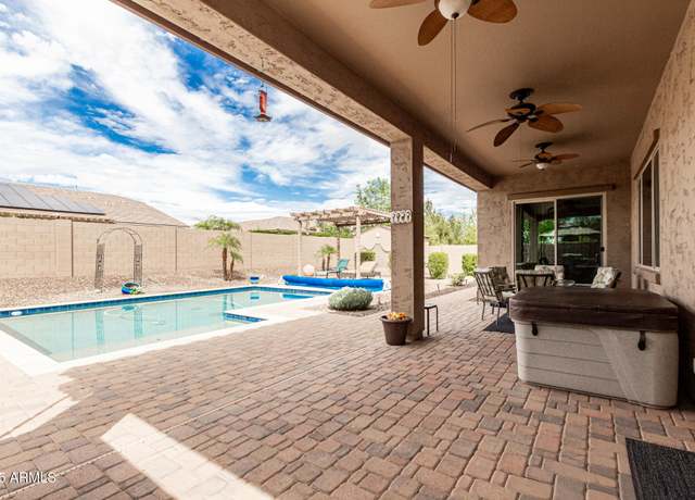 Property at 9390 W Louise Dr, Peoria, AZ 85383, 3 beds, 2.5 baths