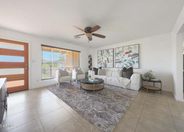 Property at 8112 E Monte Vista Rd, Scottsdale, AZ 85257, 4 beds, 3 baths