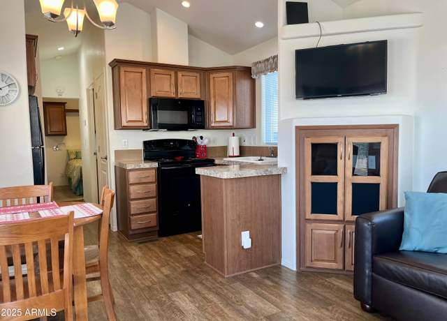 Property at 999 W Broadway Ave Unit F15, Apache Junction, AZ 85120, 1 bed, 1 bath
