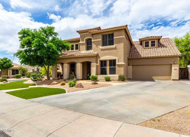 Property at 8374 W Rosewood Ln, Peoria, AZ 85383, 5 beds, 4.5 baths