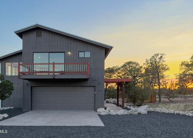 Property at 2943 E Lookout Ln, Overgaard, AZ 85933, 3 beds, 3 baths