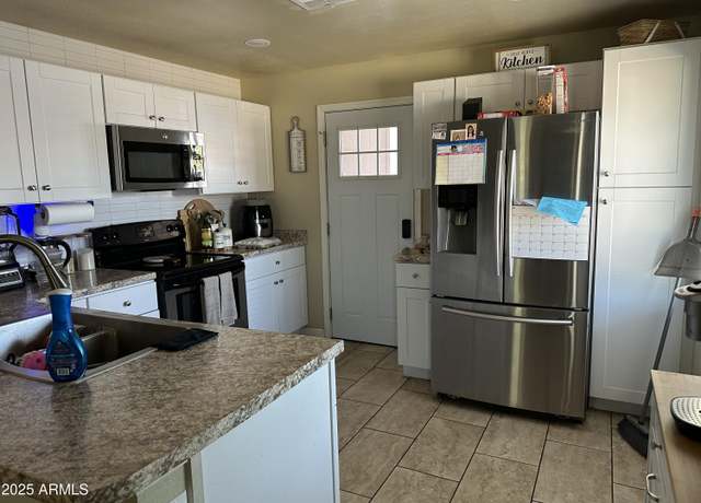 Property at 3049 W Pierson St, Phoenix, AZ 85017, 3 beds, 1 bath