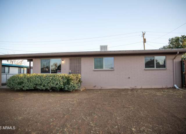 Property at 300 W Busby Dr, Sierra Vista, AZ 85635, 3 beds, 2 baths