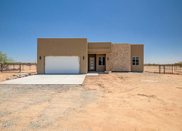 Property at 28615 N 257th Dr, Wittmann, AZ 85361, 3 beds, 2 baths